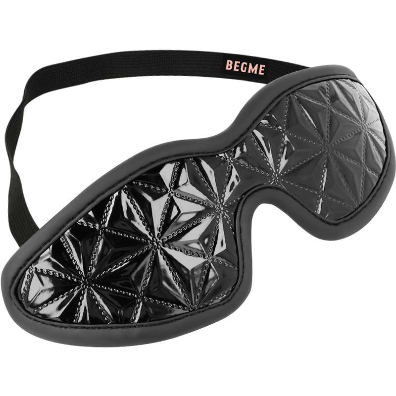 BEGME - BLACK EDITION PREMIUM BLIND MASK WITH NEOPRENE LINING BEGME - BLACK EDITION PREMIUM BLIND MASK WITH NEOPRENE LINING