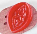 DIABLO PICANTE - 2 VAGINA SHAPED PERFUMED SOAPS RED