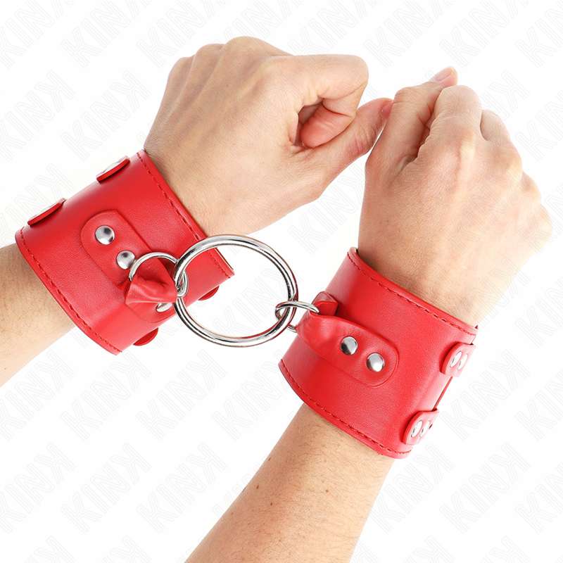 KINK - FIXED WRIST RESTRAINTS WITH RING AND STUDS ADJUSTABLE RED 17-22 CM X 6.5 CM KINK - FIXED WRIST RESTRAINTS WITH RING AND STUDS ADJUSTABLE RED 17-22 CM X 6.5 CM