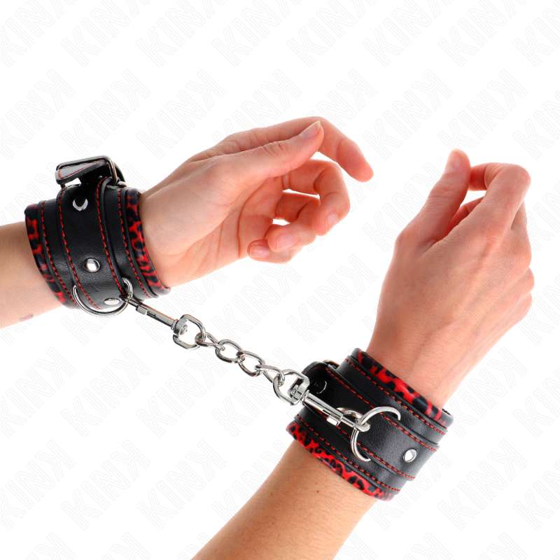 KINK - FUR LINED WRIST RESTRAINTS RED / BLACK ADJUSTABLE 17-29 CM X 6 CM KINK - FUR LINED WRIST RESTRAINTS RED / BLACK ADJUSTABLE 17-29 CM X 6 CM
