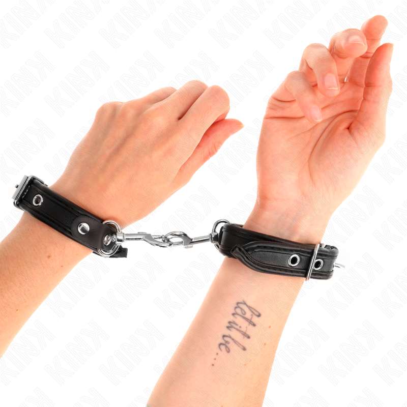 KINK - MINI BLACK WRISTBANDS WITH STUDS ADJUSTABLE 16-22 CM X 2 CM KINK - MINI BLACK WRISTBANDS WITH STUDS ADJUSTABLE 16-22 CM X 2 CM