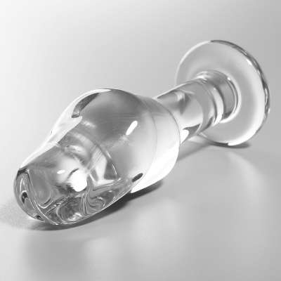 NEBULA SERIES BY IBIZA - MODEL 6 ANAL PLUG BOROSILICATE GLASS CLEAR 12.5 CM -O- 4 CM