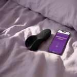 WE-VIBE - SHARED TOUCH DOUBLE-SIDED COUPLES VIBRATOR BLACK