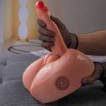 XISE - HONEY REALISTIC DILDO MASTURBATOR WITH VIBRATION 25 CM